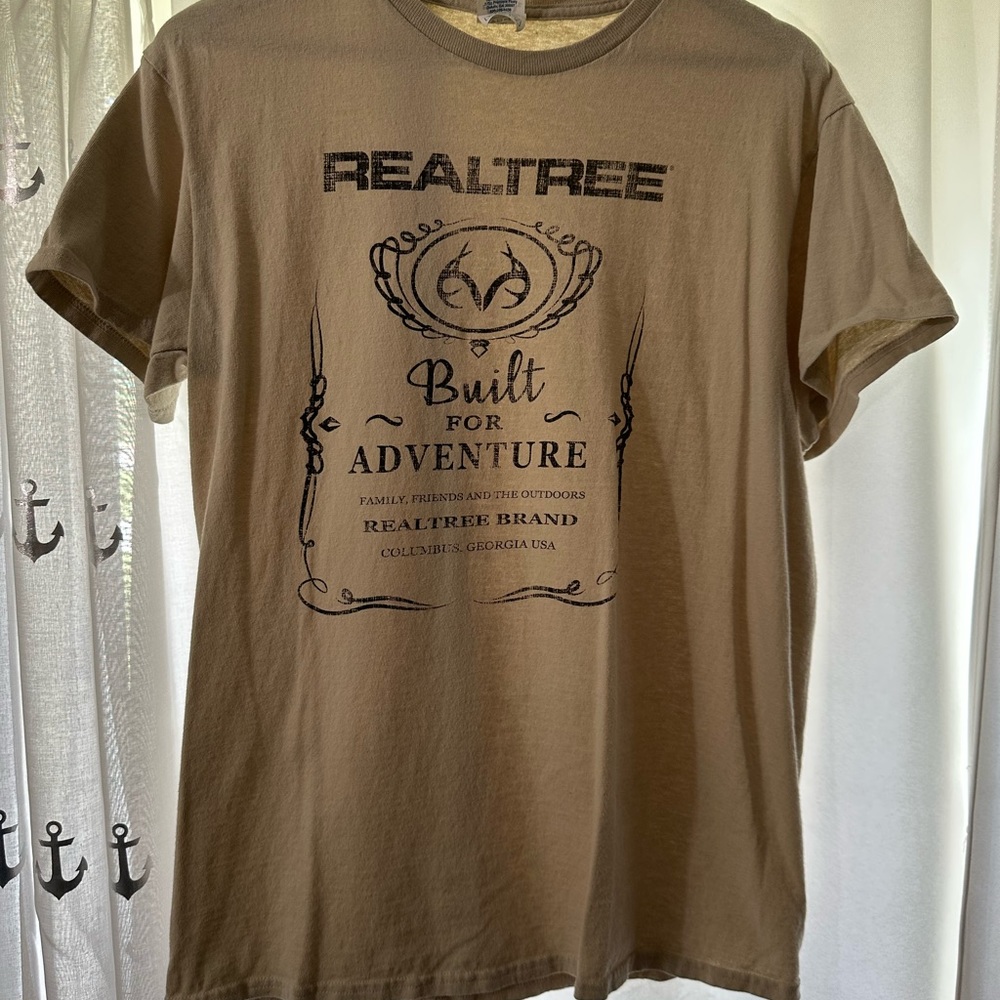 Men’s tee shirt